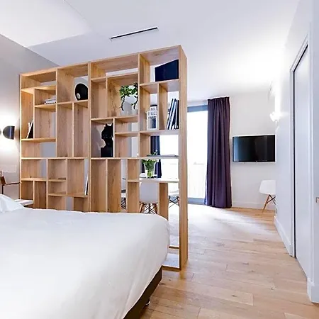 Bed and breakfast T2 Bis Luxe Hyper Centre Piscine 4*