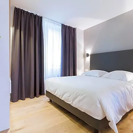 Bed and breakfast T2 Bis Luxe Hyper Centre Piscine