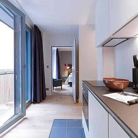 Bed and breakfast T2 Bis Luxe Hyper Centre Piscine Burdeos